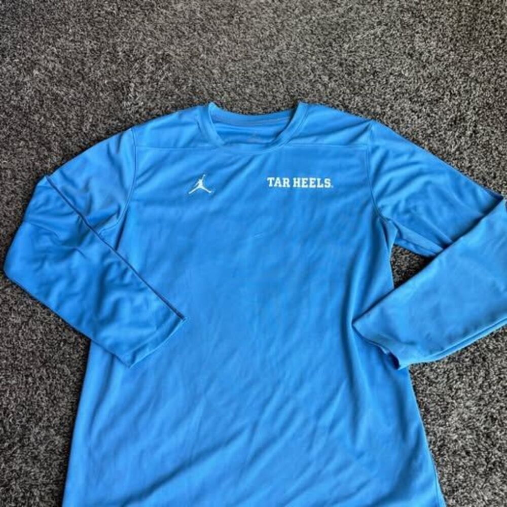 Jordan Brand UNC Tar Heels Sideline Coach UV DriFIT Long Sleeve Shirt Mens Blue